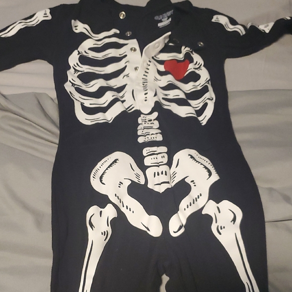 Old Navy Other - Old Navy Black Skeleton Onesie with Red Heart